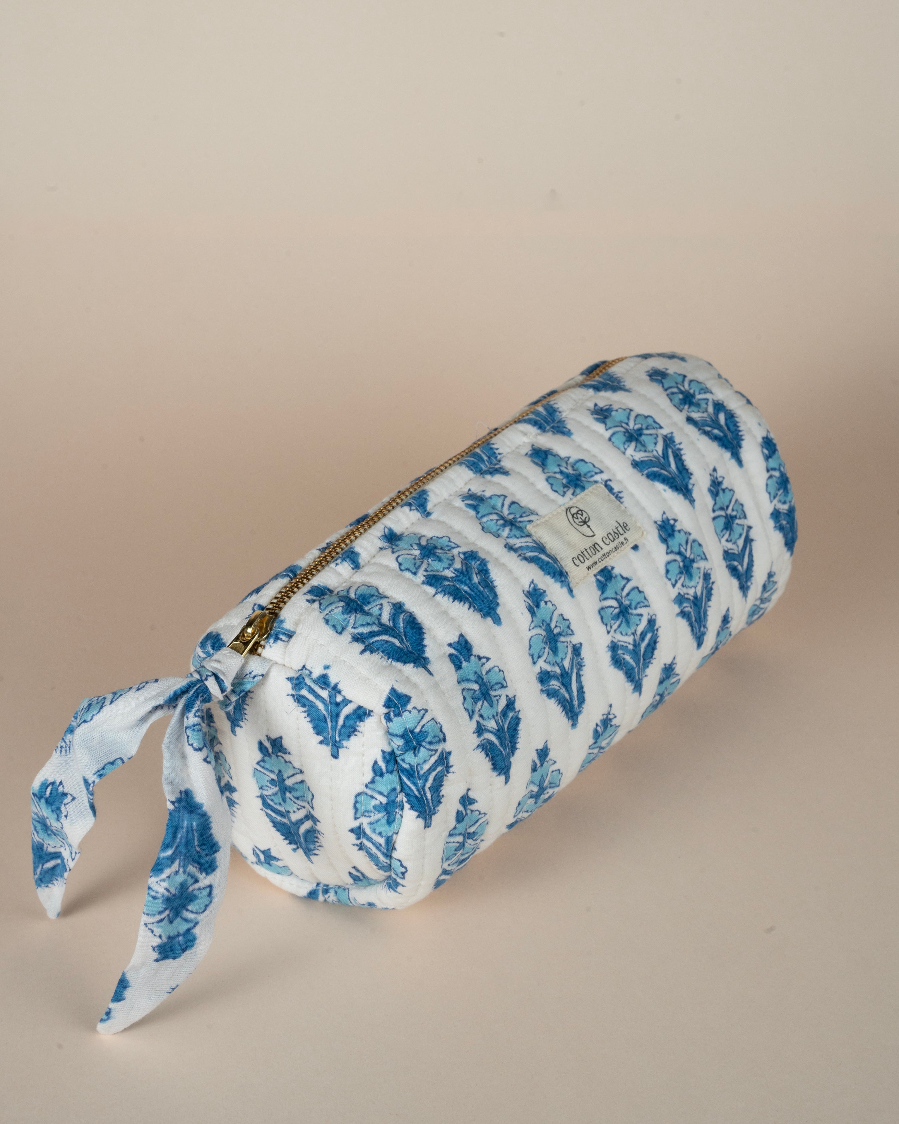 Stationary Pouch_Snow Bud