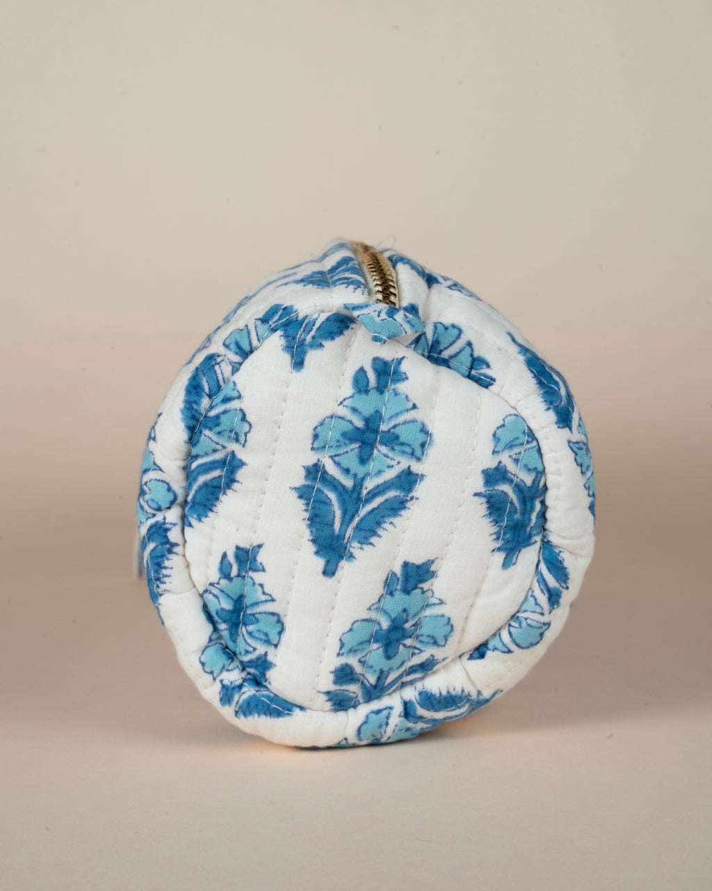 Stationary Pouch_Snow Bud