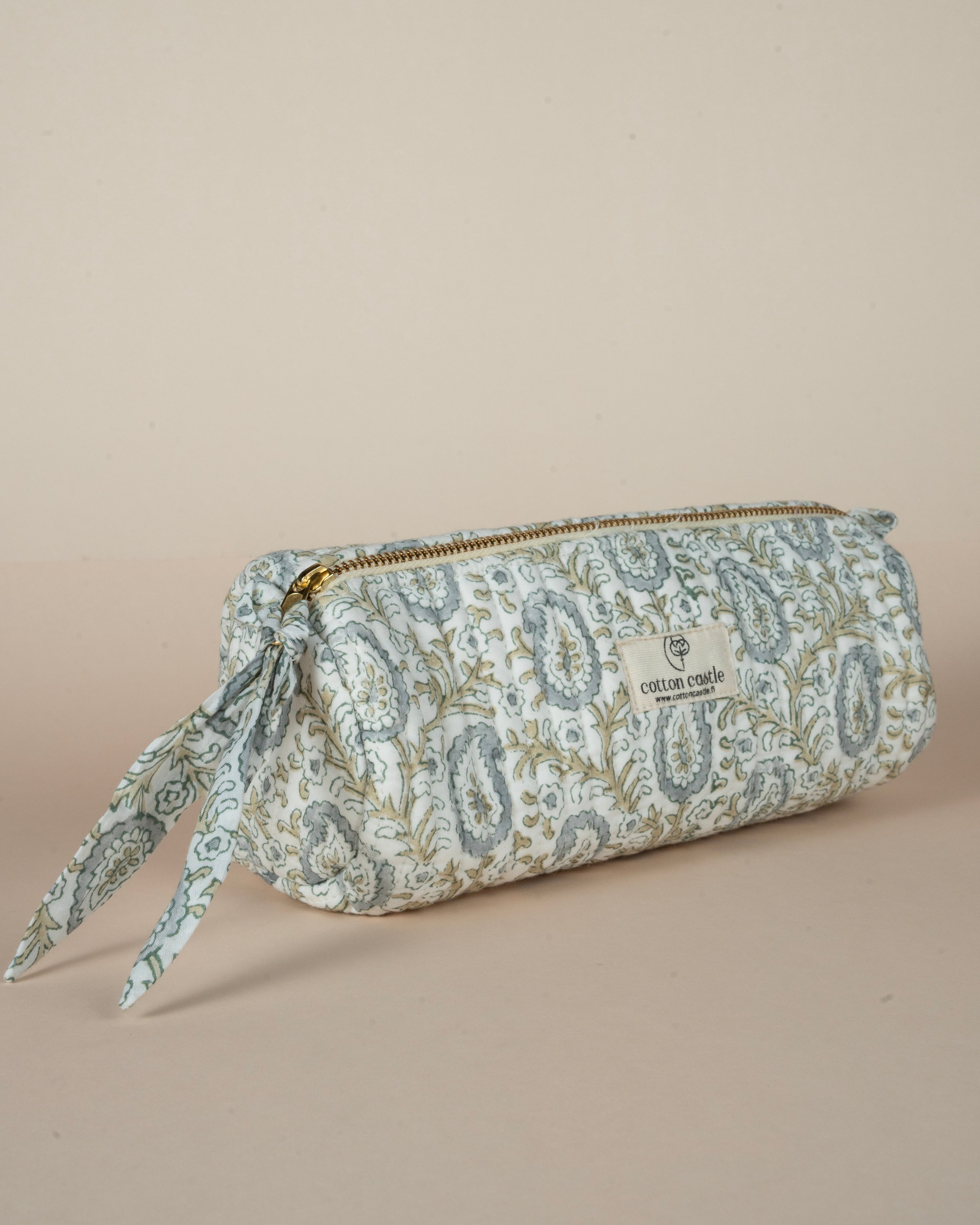 Stationary Pouch_Lunar Paisley