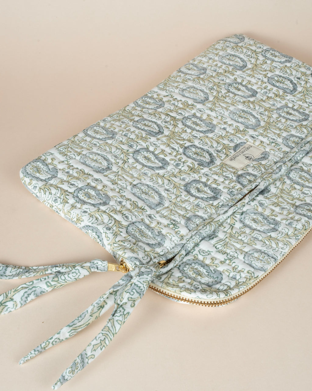 Laptop Sleeves_Lunar Paisley