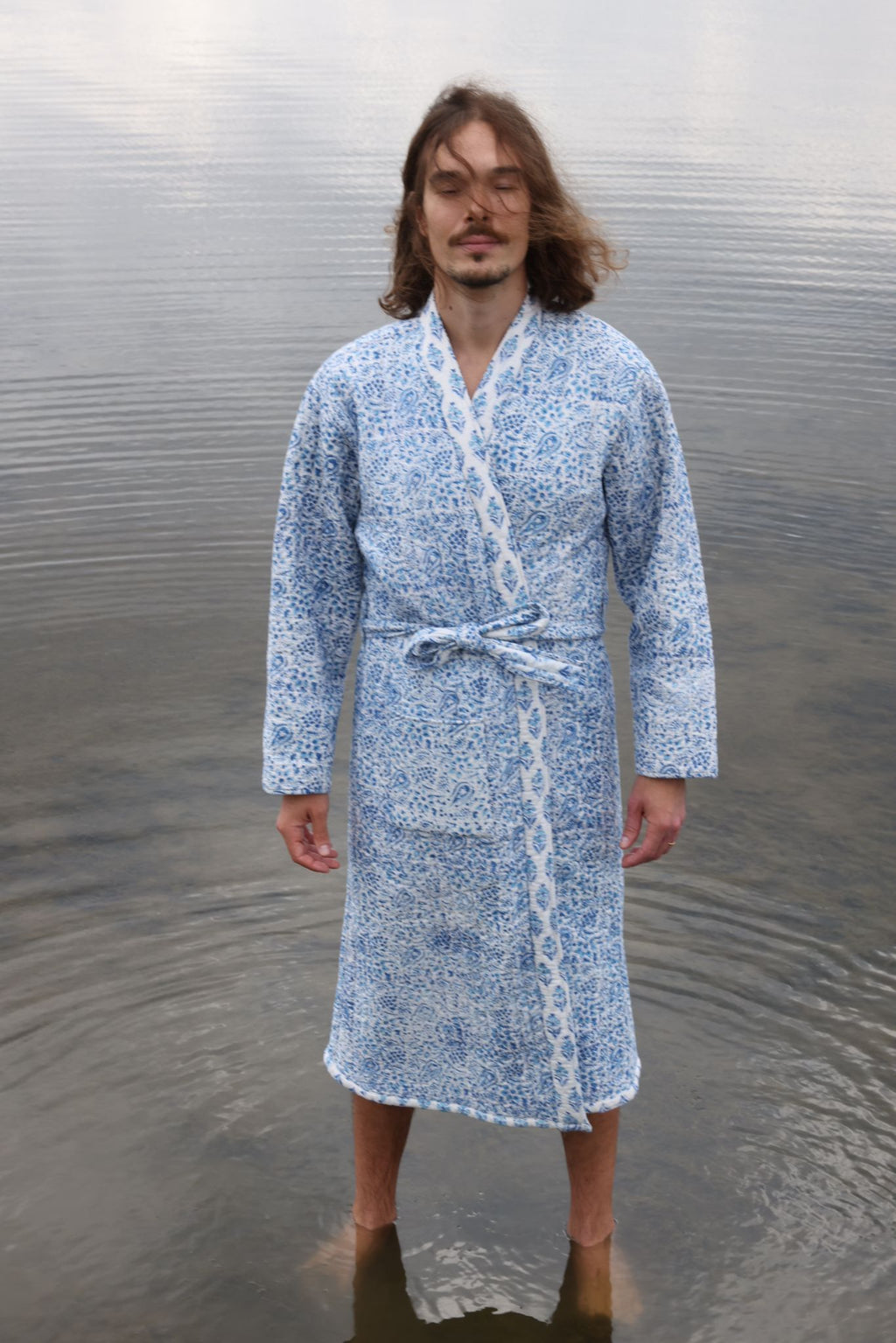 Reversible Quilted Robe – Snow Blue Bud