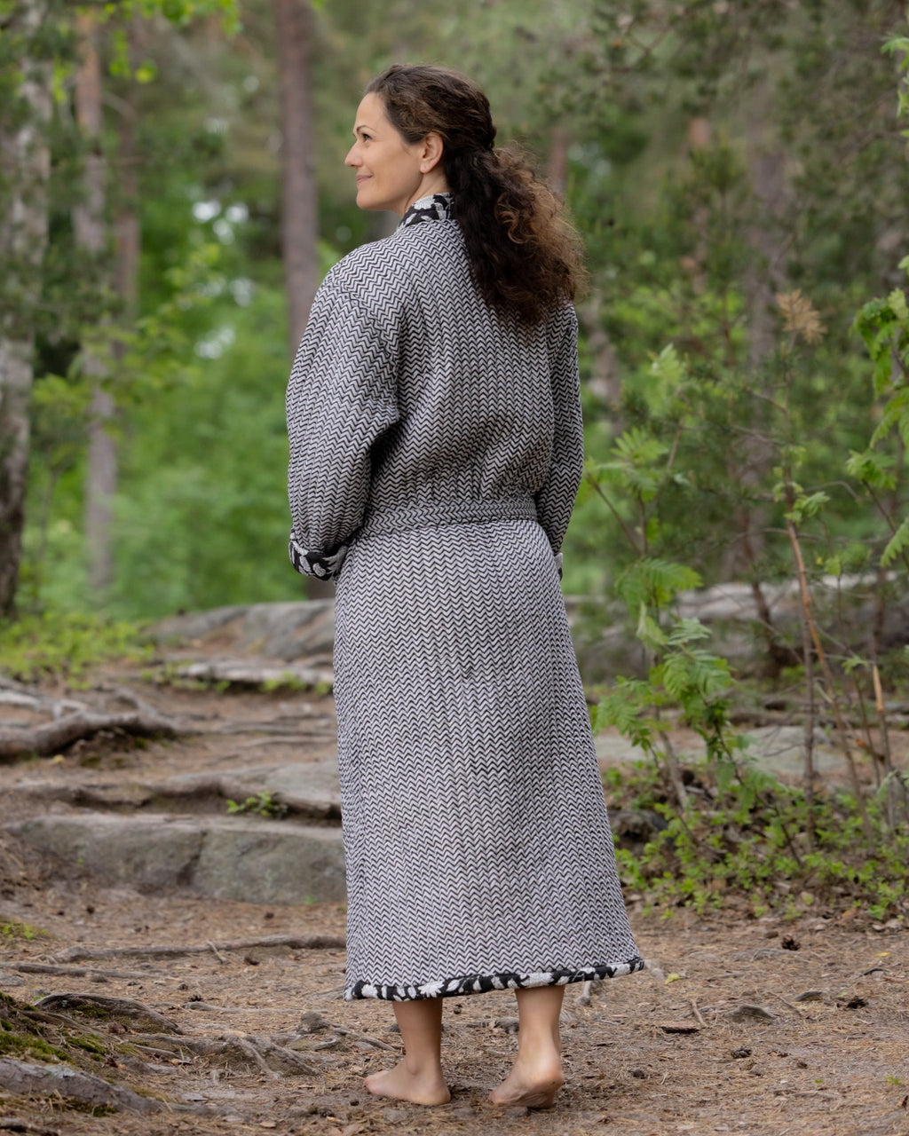 Reversible Quilted Robe – Black Floral & Zigzag